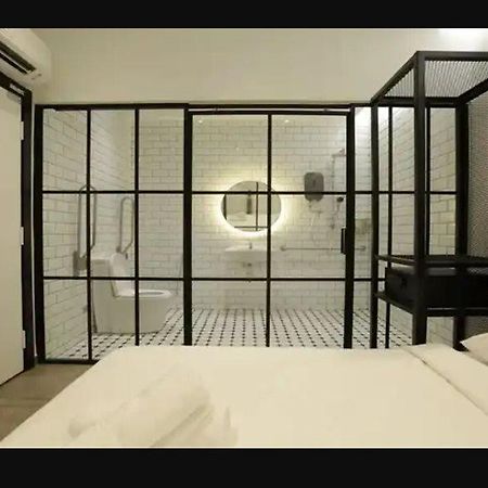 Z 호텔 아라 다만사라, Lrt, 몰, 에어포트 페탈링자야 외부 사진